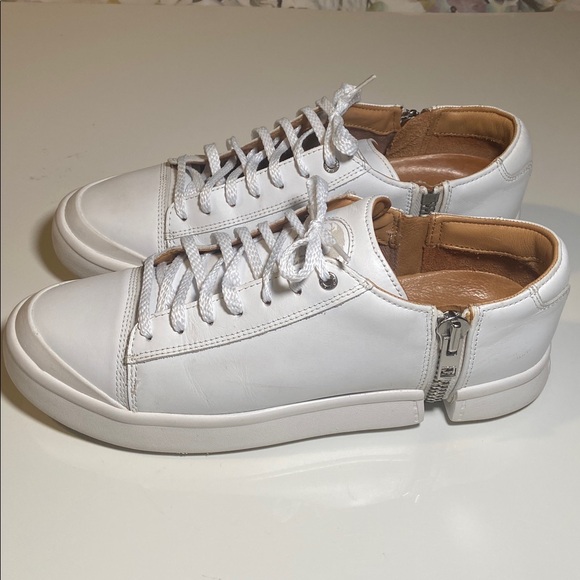 Other - Diesel S-Nentish Low Sneakers. Mens Sz 10